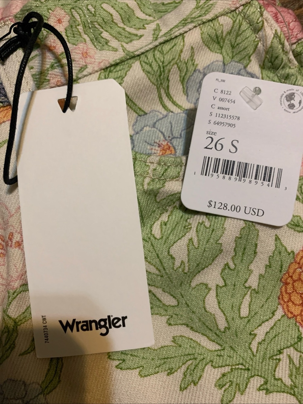 NEW Wrangler Wanderer 622 High-Rise Flare Jeans Wallflower Floral 26x30 Boho - Picture 6 of 11